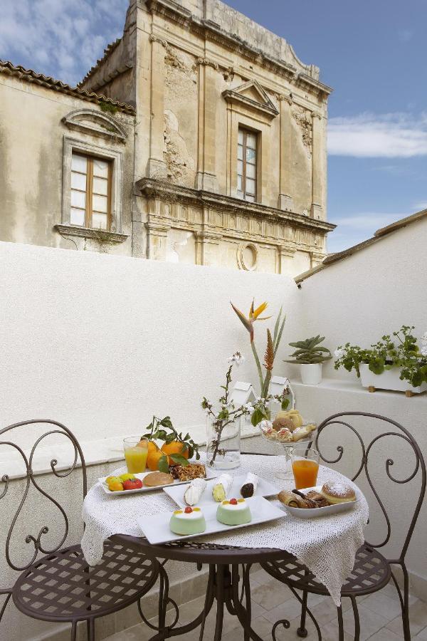 Nicotera Apartment Noto Zewnętrze zdjęcie